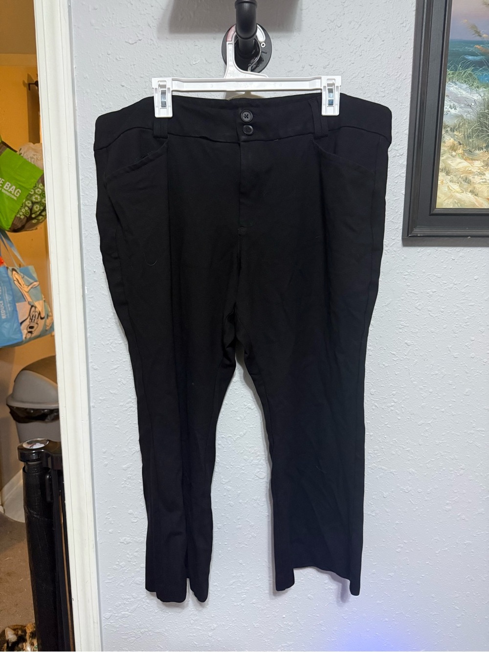 Women’s torrid studio trouser boot leg black pants 22 extra short